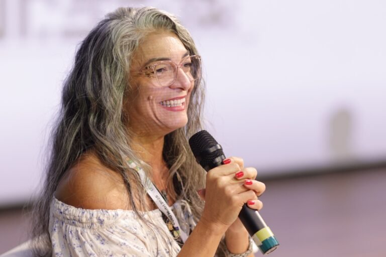 Ex-presidenta da ABA-Agroecologia, Islandia Bezerra, recebe Prêmio Lieselotte Ornellas Nutricionista Destaque no Brasil