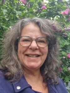 Ana Maria Dubeux, editora da revista Cadernos de Agroecologia